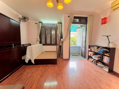 Bán nhà 5 tầng, 40m2, vị trí vàng tây hồ - giá 7.3 tỷ - sổ đỏ chính chủ 1