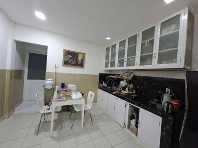 Chung cư tầng trệt  - phố ẩm thực nguyễn thiện thuật quận 3 phường 1. 1