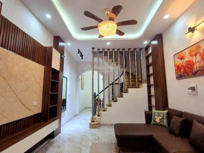 Bán nhà phố võ thị sáu 43m 5 tầng ô tô đỗ cửa giá 8.4 tỷ 0