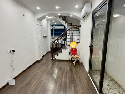 Bán nhà phố chùa quỳnh hbt 5 tầng thang máy giá yêu thương nhỉnh 8 tỷ. 0