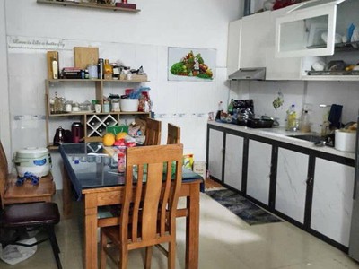 Bán nhà quận hoàng mai, dt42m2, 5tầng, gần phố, mặt ngõ thông, giá chào bán 6.8tỷ 3