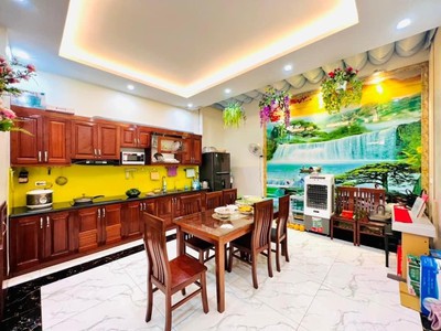 Nguyễn cảnh dị- hoàng mai, kd,vp, nhiều tiện ich, 50 m2, 5 tầng, mt 5 m, giá 16,8 tỷ. 0