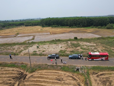 Chỉ với 330 triệu đất mặt tiền đường nhựa 12m sổ hồng sẵn long tân, đất đỏ 3