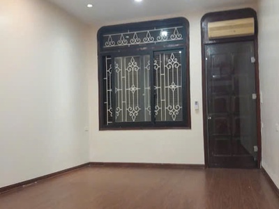 Chính chủ cần cho thuê nhà trong ngõ 94 phố ngọc khánh, ba đình, hà nội. 2