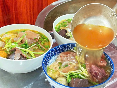 Cần sang nhượng quán bún bò huế tại lê quang đạo, từ sơn, bắc ninh 2