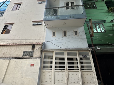 Chính chủ bán nhà 2 mặt tiền hẻm ô tô, tại lê quang định, dt 96m2, 4pn, 3wc, mặt tiền 6,5m 0