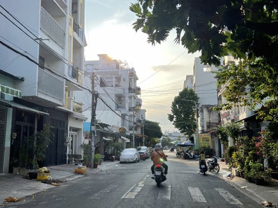 Siêu phẩm mặt tiền kinh doanh lê quốc trinh tân phú 34m2, 2tầng 2 pn nhỉnh 5 tỷ 0