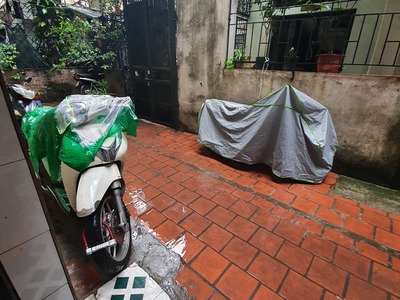 Chính chủ cho thuê nhà cấp 4 có 1n1k, VSKK ở ngõ chợ Khâm Thiên, Đống Đa 1