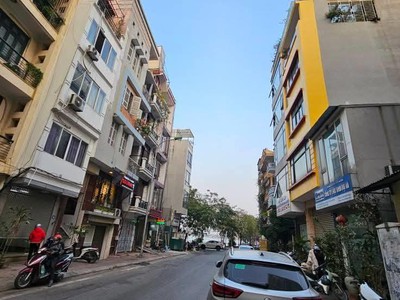 Ban nhà mặt ngõ 4m kinh doanh phố thuỵ khuê 40m2 3 tầng 5.5 tỷ tây hồ mua ngay kẻo mất 0