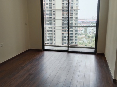 Cho thuê căn góc 2  phòng ngủ 2wc giá tốt - view ngoại khu võ văn kiệt 1