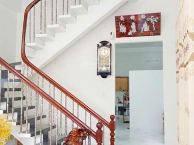 Mặt tiền kinh doanh dương bá trạc p.2- q.8 -dt: 4.69 15m- 15 tỷ 9 0