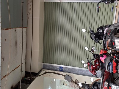 Cho thuê nhà mặt phố tầng 1   2 1
