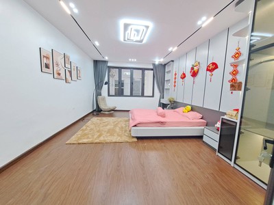 Bán nhà trung tâm hoàng mai, 42m2, 4 tầng, mt 4.5m giá nhỉnh 7 tỷ 2