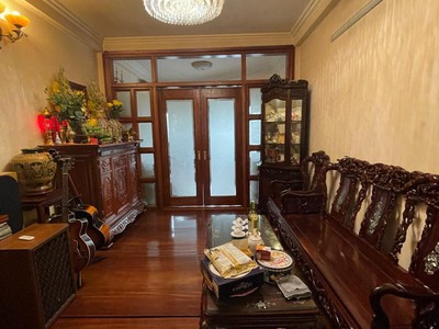 Mặt phố trần khát chân 40m2 x 5t mt 4.9m 27.5 tỷ vỉa hè rộngđường 50m kd đỉnh 2