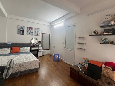 Bán nhà 4 tầng lô góc ,dân xây đường quang trung yên nghĩa 0