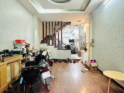 Bán nhà đại từ 75m2.mtx5m mặt ngõ, ô tô đỗ cửa, gần hồ 1