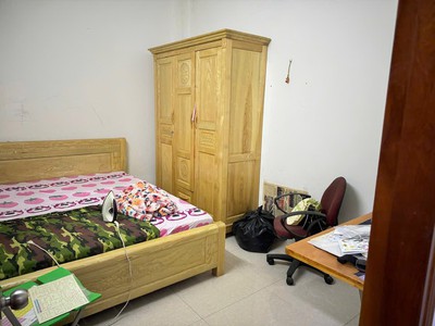 Nhà đẹp 5x20m full nội thất xịn, 3 lầu, 4pn, 5wc, sân xe 7 chỗ 2