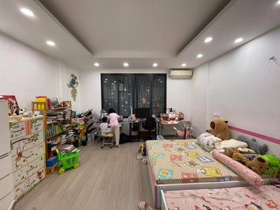 Đẹp wángõ cực to, nguyễn khang 37m 5t, mt 5m, nội thất vip, 7.9 tỷ 2