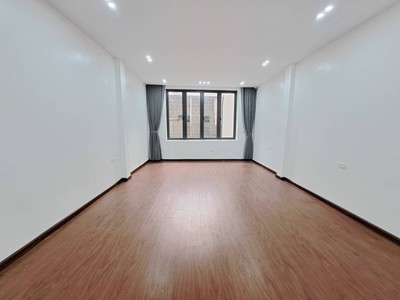 Bán nhà trung tâm hoàng mai, 42m2, 4 tầng, mt 4.5m giá nhỉnh 7 tỷ 3