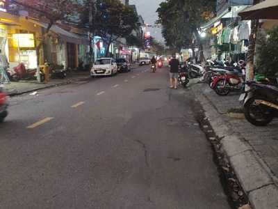 Cân bán lô góc phạm cự lượng gần võ văn kiệt ngay biển mỹ khê 0