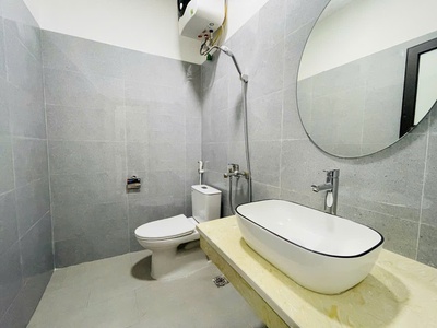 Bán nhà nam dư lĩnh nam 32m 5tầng 4 phòng thất giá 4.95 tỷ sổ riêng 4