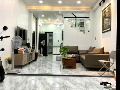 Giá mềm nhất quận tân phú : 9.4 tỷ - trịnh đình trọng - phú trung- 5 tầng btct có 5pn 4 wc - lh: 1