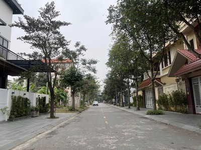 Bán lô đất biệt thự mặt đường Lương Văn Can, ph Tân Bình, TP HD, 187m2, hướng tây, mt 11m 1