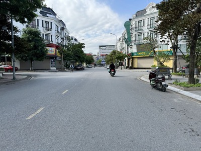 VỊ TRÍ KIM CƯƠNG  94,5m2 Shophouse Sông Hồng - Trung tâm Gia Lâm, đông như phố cổ, tiện ích bạt ngàn 2
