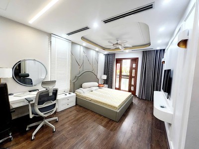 Bán nhà phố Thành Công phân lô ô tô hai thoáng 60m2 x 5 tầng 2