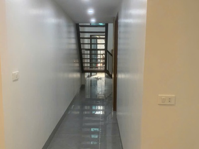 Cho thuê nhà 3 tầng tại phố Bà triệu, Liên Bảo, Vĩnh Yên, Vĩnh Phúc 1
