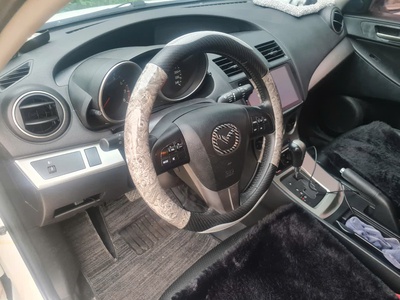 Chính Chủ Cần Bán Xe Mazda 2010 Bản Hatback 1