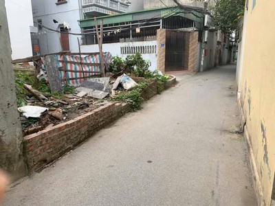 Đất ngõ 201  phúc lợi, ngõ thông oto 39m x 4m3 chỉ nhỉnh 4t có tl 1