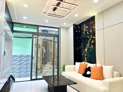 Quận 7 - lâm văn bền - nhà đẹp vào ở ngay - 50m2 - giá 5 tỷ xíu thương lượng. 0