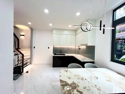 Quận 7 - lâm văn bền - nhà đẹp vào ở ngay - 50m2 - giá 5 tỷ xíu thương lượng. 1