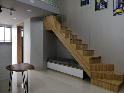 Cho thuê cộng đồng cư 1pn la astoria trên q.2 0