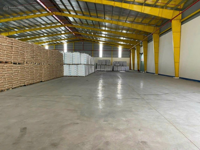 Cho thuê kho, nhà xưởng 350m    Võ Chí Công, đã có điện   giá chỉ 16 triệu/tháng 0