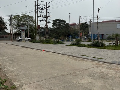 Chính chủ cần bán nhanh lô góc ngay bênh viện đk tt gia bình bắc ninh 4
