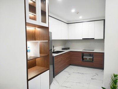 Căn hộ Sunshine Center Mỹ Đình, thiết kế 3 phòng ngủ. Được trang bị đầy đủ nội thất mới. 5