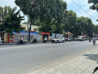 Nhà phố 5 lầu đẹp lung linh 80m2 quang trung xe hơi đậu nhà t.máy view mercedes 13 tỷ hơn 0