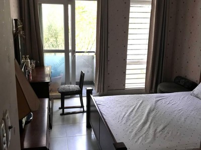 Chủ cần tiền gấp giảm 700tr nay chỉ còn 8 tỷ 600 có ngay căn nhà 3 tầng ngang khủng 6.5m ngay lê 3