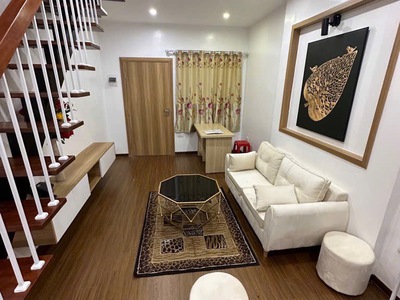 Duplex tầng 2 3 tập thể gần hồ oto đỗ công nhà đẹp full nội thất 70m chỉ 3 tỷ 2