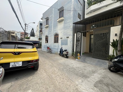 Nhà quận tân bình, lý thường kiệt, 60m2, căn hộ dịch vụ, hẻm rộng, 5 tầng, 12 tỷ 2