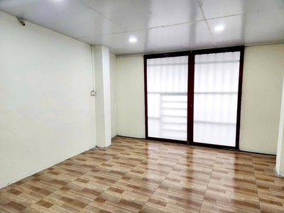 Bán nhà 3 tầng, 34m2, giải phóng - hoàng mai - giá 2 tỷ - sổ đỏ chính chủ 3