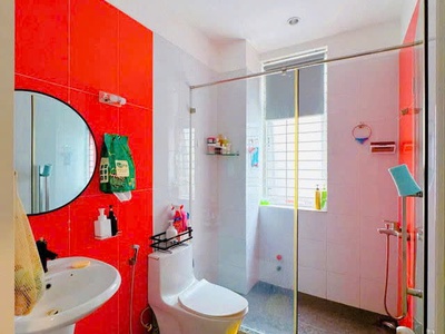 Giá tốt nhất quận phú nhuận: 8.2 tỷ - phan đăng lưu - dt:39m - 5.2x8.3m- nở hậu 5.5m - btct 4 tầng 0