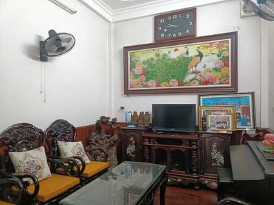 Minh khai-hai bà trưng, nhà mới đẹp , 9,3tỷ/42m2 , ngõ văn minh, sạch sẽ. sổ vuông, đẹp.d 2
