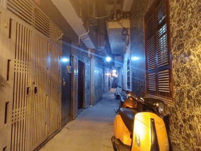 Minh khai-hai bà trưng, nhà mới đẹp , 9,3tỷ/42m2 , ngõ văn minh, sạch sẽ. sổ vuông, đẹp.d 1