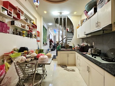 Nb11 - nhà bán 347/ huỳnh văn bánh , 50m2 , 4 tầng btct , 4pn , giá 7 tỷ 750 1