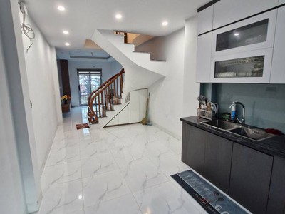 Bán nhà mặt đường hậu aí - hoài đức 37m2 x 5 tầng, mặt ngõ thông rộng ô tô tránh vào nhà, nhà mới 0