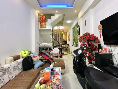 Nb11 - nhà bán 347/ huỳnh văn bánh , 50m2 , 4 tầng btct , 4pn , giá 7 tỷ 750 0