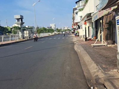 Bán nhà cấp 4 vừa ở vừa kinh doanh vị trí đẹp, kinh doanh tiềm năng tại quận 8 0